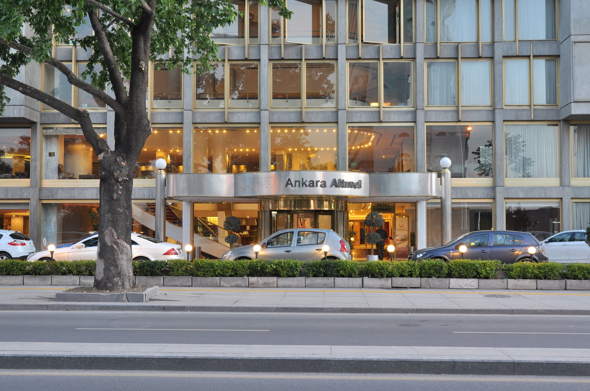 Altinel Ankara Hotel & Convention Center Exterior photo